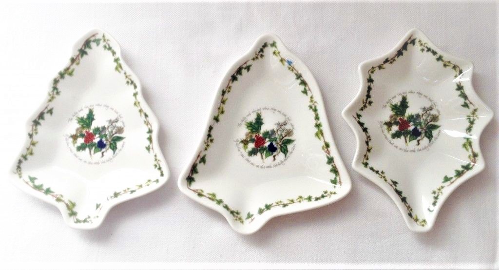 SET OF 3 CHRISTMAS DISHES